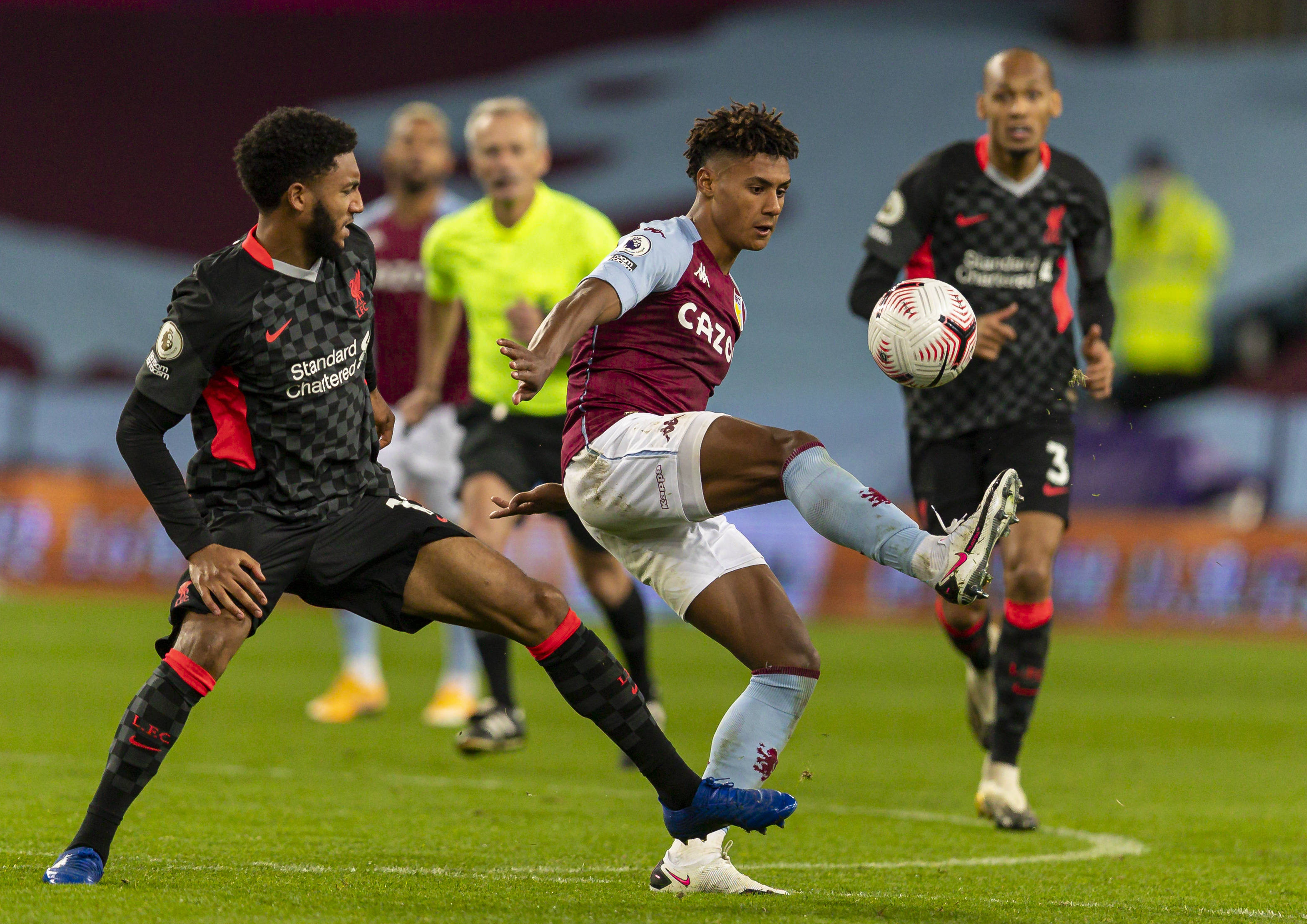 连续92场得分20+,亚历山大追平张伯伦并列历史第2