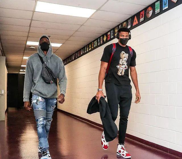 魔术在外线 魔术在外线