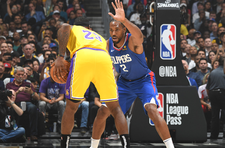 与此同时 与此同时